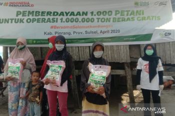 ACT Sulsel salurkan bantuan beras untuk warga Pinrang hadapi COVID-19