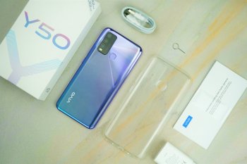 Spesifikasi Vivo Y50 yang baru meluncur
