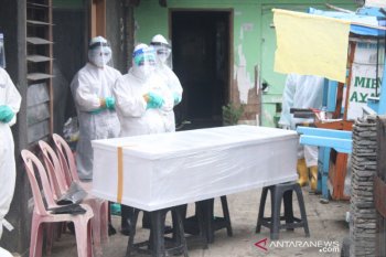 Polda Metro Jaya bantu proses pemakaman jenazah terpapar COVID-19