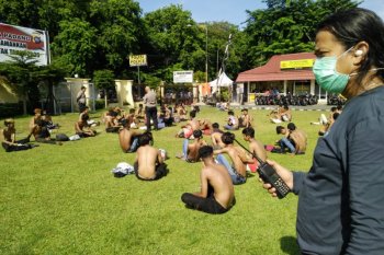 Polisi Kota Padang amankan 80 remaja gelar balap liar saat PSBB