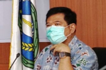 Pemprov Kepri ingatkan jarak jarak saat membeli takjil