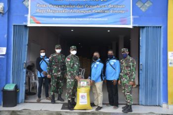 Korem 172/PWY Jayapura berikan bantuan warga terdampak COVID-19