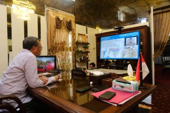 Gubernur Sulsel pastikan sembako aman jelang Idul Fitri 1441 H
