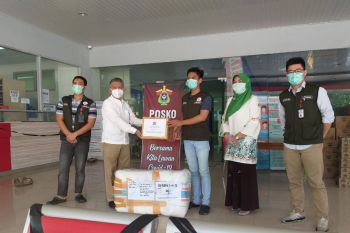 IAI Sulsel bantu APD tenaga medis RS Pendidikan Unhas