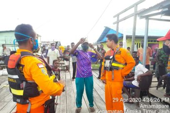 Tim SAR Timika Papua mencari IRT diduga dimangsa buaya