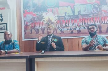 Pemuda Adat Papua ajak warga ikuti anjuran pemerintah cegah corona