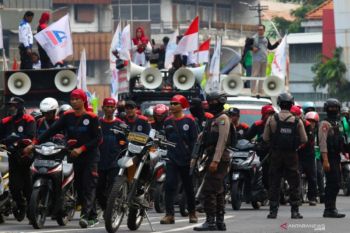Sejumlah musisi ikut menyuarakan suaranya bagi perjuangan buruh dan pekerja di 'May Day'