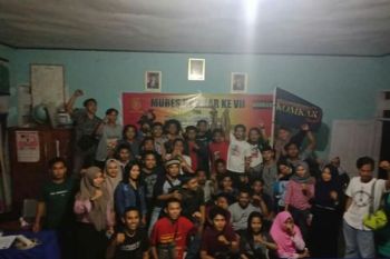 Mahasiswa Mamuju minta pemerintah jamin buruh yang dirumahkan