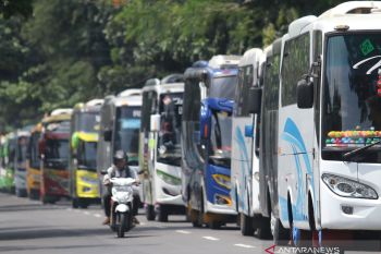 Aksi Simpatik Pengusaha Bus Pariwisata