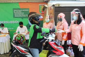 Disperindag Lampung menggelar operasi pasar murah bagi masyarakat