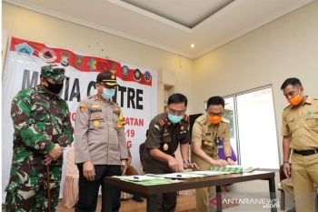 Pemkab dan APH Bantaeng tandatangani MoU refocusing anggaran ADD/DD