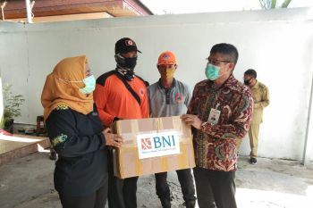 BNI Palangkaraya salurkan bantuan ke warga terdampak COVID-19