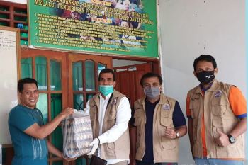 Bank Nagari bagikan 4500 nasi kotak selama Ramadhan