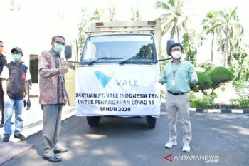 Pemprov Sulsel terima bantuan ribuan APD dan alat tes cepat dari PT Vale