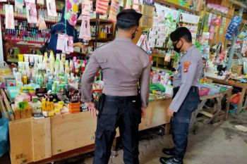 Satuan Sabhara Polres Sumbawa Barat imbau warga ikuti protokol kesehatan guna cegah COVID-19