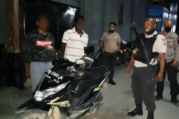 Polresta Jayapura tangkap dua pemuda terduga penadah motor