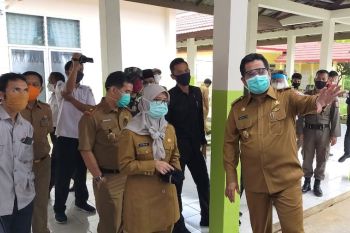 Askolani: Pemkab Banyuasin jamin perawatan dua pasien anak-anak terjangkit COVID-19