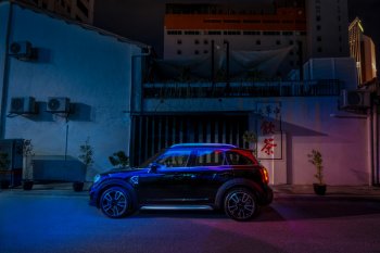 Mini Countryman edisi hitam tersedia 24 unit di Indonesia
