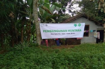 Inisiatif Zakat Indonesia bangun hunian sementara di Kabupaten Lebak