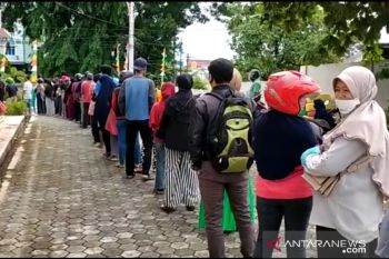 Harga sembako di pasar murah Tanjungpinang sesuai perpres