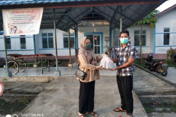 Dukung tenaga medis, TP PKK Tagaraja bagikan air jahe kurma