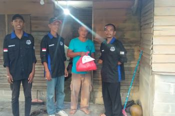 Hulubalang Kepri distribusikan paket sembako ke kawasan  pesisir