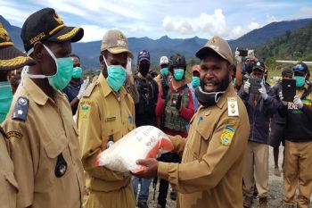 Kabupaten Puncak siapkan 100 ton beras antisipasi dampak pandemi COVID-19