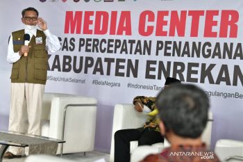 Pasien positif COVID-19 Kabupaten Enrekang dirawat di Makassar