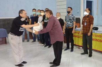 Peguyuban Tionghoa Wonosobo bantu warga terdampak COVID-19