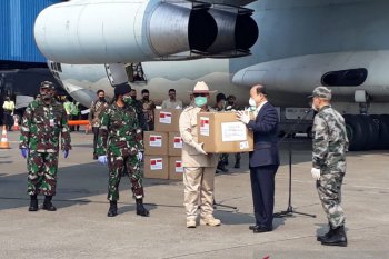 Menhan Prabowo kembali menerima bantuan alkes dari China