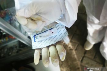 Satu pedagang di pasar Pa'baeng-baeng Makassar reaktif hasil rapid test