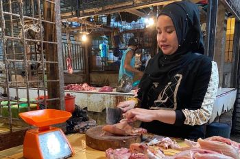 Harga ayam potong di Palembang melonjak Rp32.000/Kg