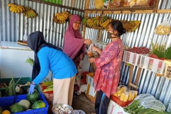 Pedagang sembako di Jayawijaya mulai berjualan secara daring