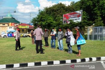 Terjaring patroli PSBB, siap-siap tak bisa bikin SKCK dan tak bisa perpanjang SIM