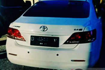 Pengendara sedan terobos PSBB Pekanbaru jadi tersangka