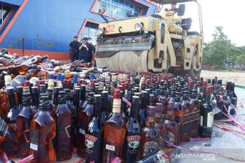 BC Kepri musnahkan barang hasil penindakan bernilai Rp18,2 miliar
