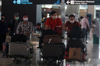Pengamat Penerbangan nilai aturan Menhub membuka celah orang bepergian dengan pesawat