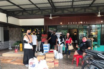 Karambia Runners berbagi di Panti Asuhan Bunda Saiyo