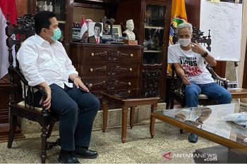 Ganjar ajak warga melihat ke depan, berdamai dengan COVID-19