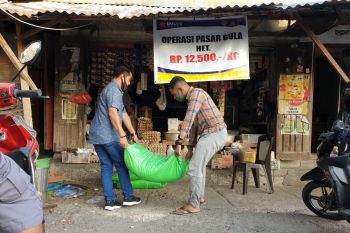 Antisipasi lonjakan harga, Bulog NTT mulai gelar operasi pasar gula pasir