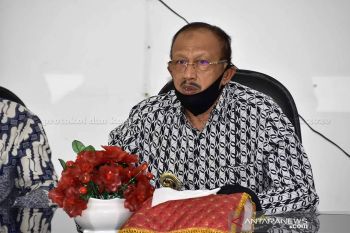 Bupati Natuna keluarkan Surat Edaran pembatasan penumpang masuk