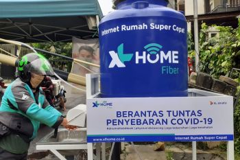 Dukung Pencegahan Covid-19, XL HOME Bantu Semprot Disinfektan di Perumahan Denpasar