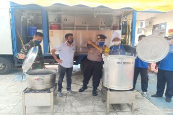 Kodim Muara Teweh masak bersama untuk warga terdampak COVID-19