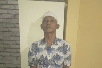 Nyawa residivis jambret tas seorang wanita beruntung diselamatkan polisi dari amukan massa