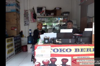 Perantau Minang "melawan" corona demi bertahan hidup