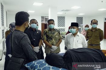 Alhamdulillah, akhirnya Pemkab Padang Pariaman tanggung semua biaya pengobatan Juni Arita