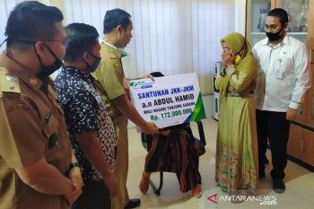 BPJAMSOSTEK Solok serahkan santunan JKK-JKM Rp172 juta