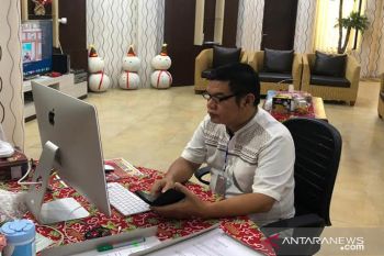 Penerima Bansos harus diumumkan di kantor desa, kata Bupati Bartim