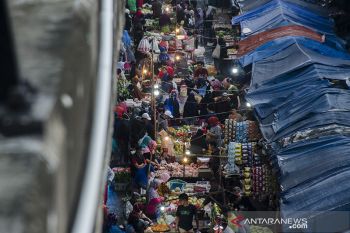 Kepadatan pasar di Bandung