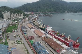 PT Pelindo II/IPC Teluk Bayur tetap berikan pelayanan saat libur Lebaran